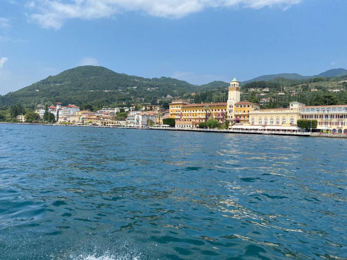 Casa Franka Garda Lake View Тосколано Мадерно Екстериор снимка